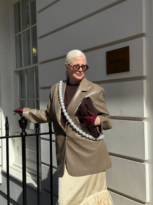 Giant pearl necklace