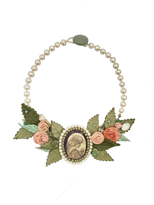Cameo Leaf Necklace